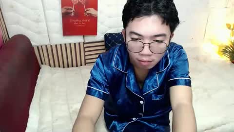 hotjerald online show from February 25, 10:16 am