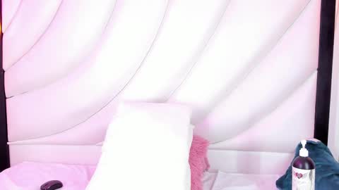 HUGO online show from February 18, 4:37 am