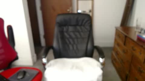 hung1mike online show from February 1, 9:40 pm