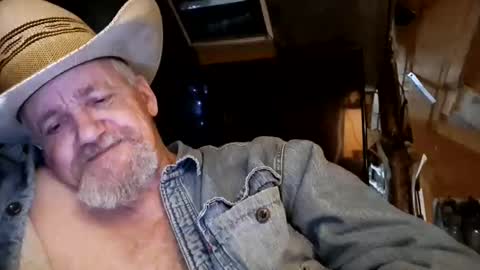 hung34u online show from March 8, 4:52 am