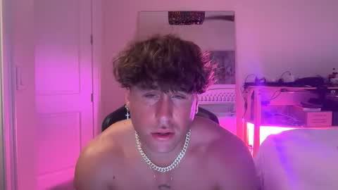 hungkingg22 online show from February 9, 5:39 pm