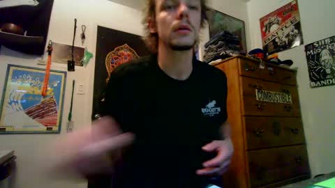 hungtxcock92 online show from March 6, 9:47 am