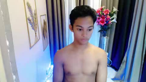 hunk_edward online show from April 23, 6:40 am