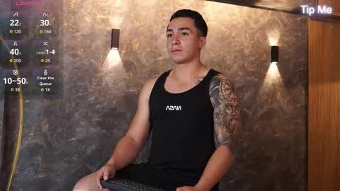hunk_ryan online show from December 1, 1:36 pm