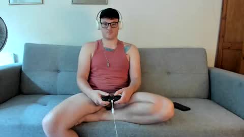 Snapshot of hunky_arthur chatting on February 21, 12:50 pm Hunky  Arthur online show from February 21, 12:50 pm