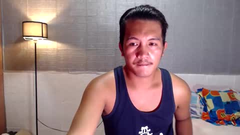 hunkylloyd online show from March 14, 12:01 pm