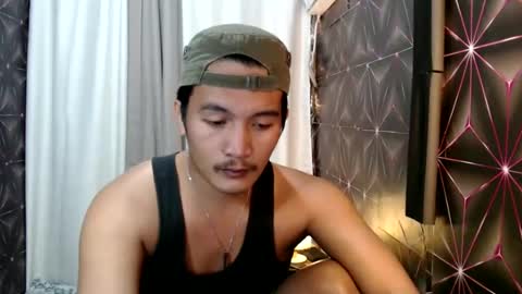 hunkylloyd online show from February 11, 4:24 pm