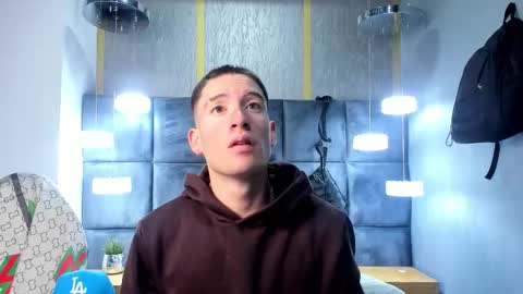 hunterheat_ online show from March 16, 11:58 am