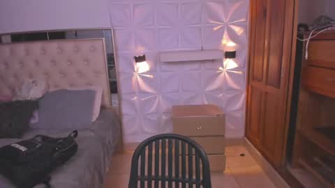 iamjuanjoc online show from April 20, 3:42 am