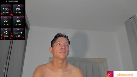 Juliiiiian online show from May 22, 11:37 am