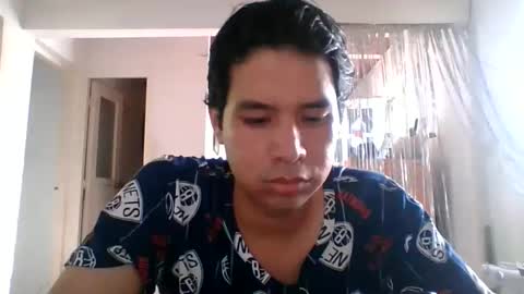Ian-Andres online show from May 27, 7:11 pm