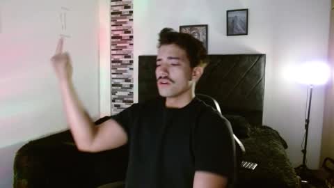 Ian Davis online show from March 23, 1:17 pm