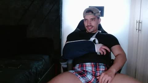 Ian Davis online show from April 21, 1:53 am