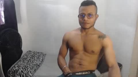 ian_tuner online show from December 4, 7:32 pm