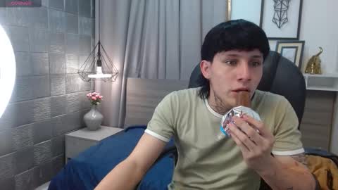 ian online show from October 11, 11:53 pm