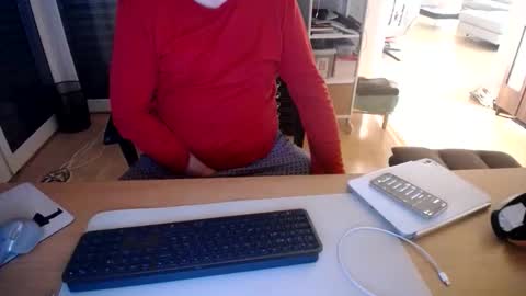 iandy12 online show from February 22, 10:33 pm