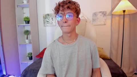 ian  online show from December 2, 3:53 am