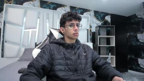 ibratxandy online show from April 17, 11:57 am