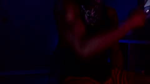 Snapshot of iceecloudz chatting on October 22, 2:59 am Shomeagudtyme online show from October 22, 2:59 am