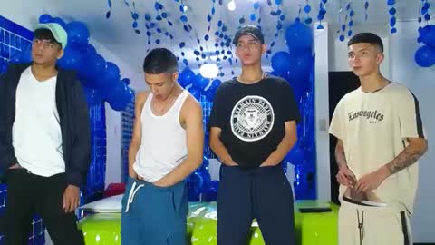 THOMAS AND DAMIAND online show from December 24, 6:17 pm