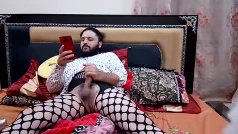 Snapshot of iffikhan619 chatting on November 1, 10:03 pm iffikhan619 online show from November 1, 10:03 pm