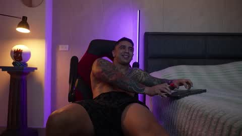 Igor scott online show from October 31, 2:13 am