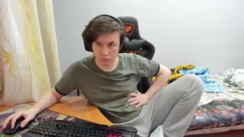 iliaskris online show from September 14, 12:01 am