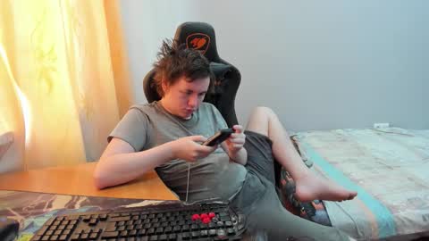 iliaskris online show from March 3, 10:33 am