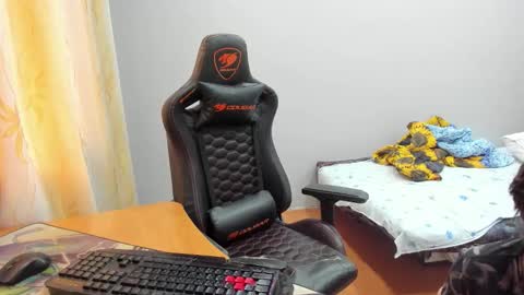 iliaskris online show from September 24, 12:14 pm