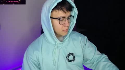 im__noah online show from March 7, 11:07 am