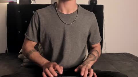 Snapshot of im__thomas chatting on September 25, 5:28 am IM  THOMAS online show from September 25, 5:28 am