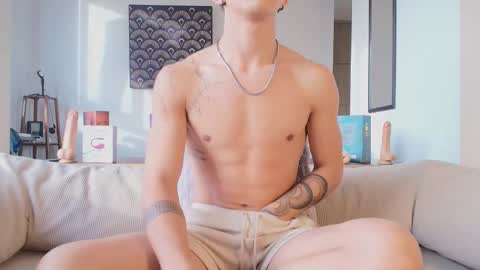 Snapshot of im__thomas chatting on September 17, 11:44 am IM  THOMAS online show from September 17, 11:44 am