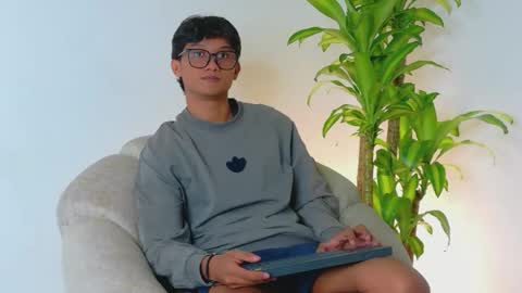 Erick online show from May 12, 2:53 am