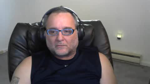 Snapshot of imkmac chatting on September 24, 5:11 pm Kel online show from September 24, 5:11 pm