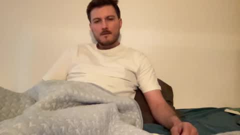 Snapshot of imnotall chatting on February 17, 9:52 pm imnotall online show from February 17, 9:52 pm