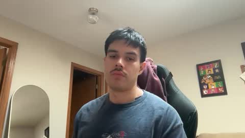 Lucas online show from March 4, 7:10 pm