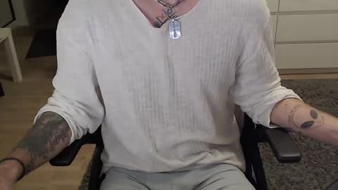 Kyle online show from October 31, 2:57 am