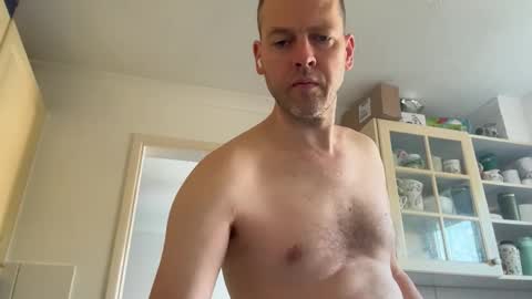 InterestedHun online show from April 14, 8:25 am