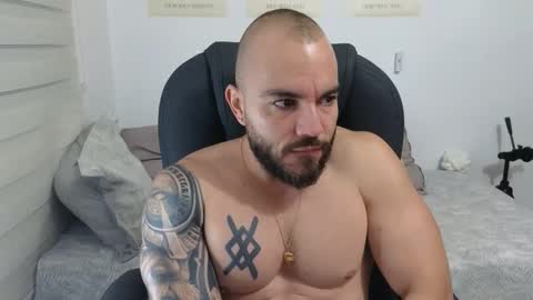 Isaac carter online show from April 14, 11:10 am