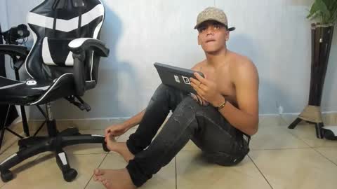 Isaac  online show from January 15, 8:44 pm