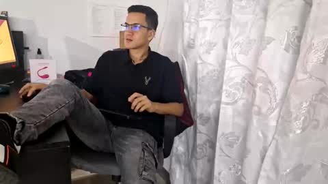 Isaac online show from October 22, 4:16 am