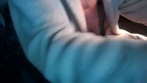 Iskarius online show from April 9, 9:32 pm