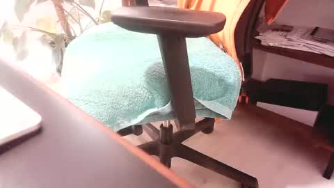 islandforfun online show from November 2, 7:51 pm