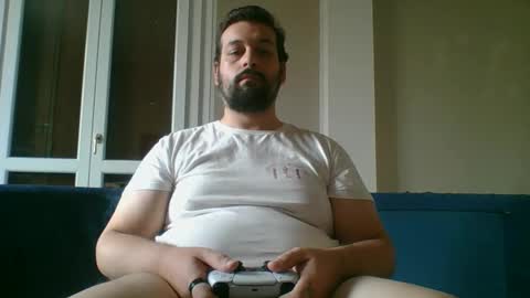 Snapshot of italianbigboy93 chatting on October 21, 12:41 pm italianbigboy93 online show from October 21, 12:41 pm