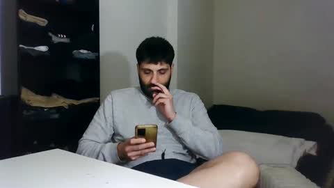 Snapshot of italianboybcn chatting on January 19, 6:43 pm italianboybcn online show from January 19, 6:43 pm