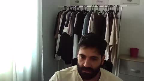 italianboybcn online show from January 10, 9:46 am