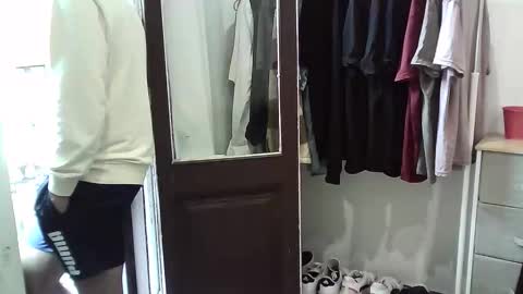 Snapshot of italianboybcn chatting on October 29, 1:47 pm italianboybcn online show from October 29, 1:47 pm