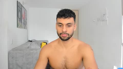 CALL ME GEO online show from October 20, 9:30 pm