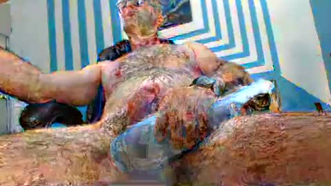 itsmeyes69 online show from April 2, 1:30 pm