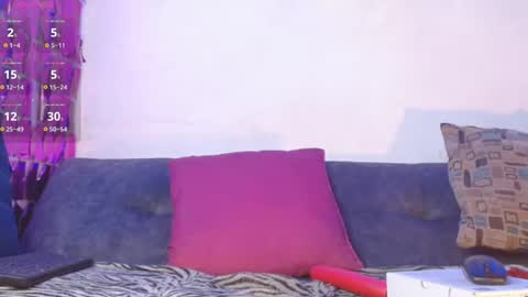 izan online show from October 6, 9:47 am